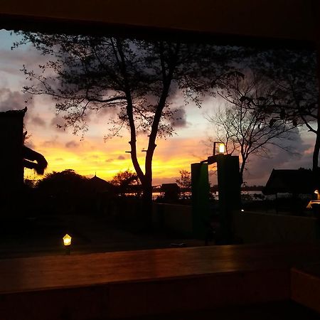 Balenta Bungalow Gili Meno Hotell Exteriör bild
