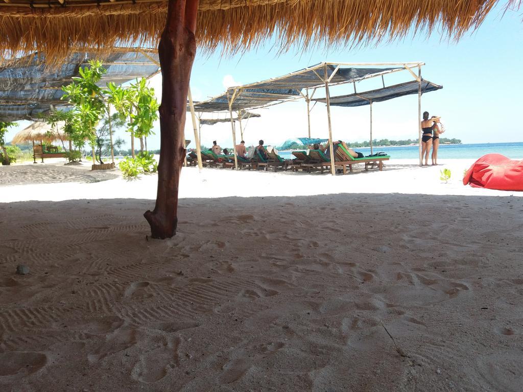 Balenta Bungalow Gili Meno Hotell Exteriör bild