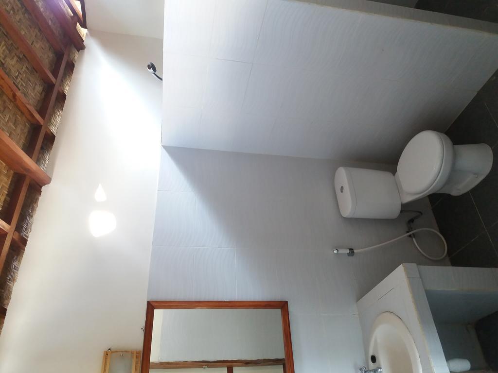 Balenta Bungalow Gili Meno Hotell Exteriör bild