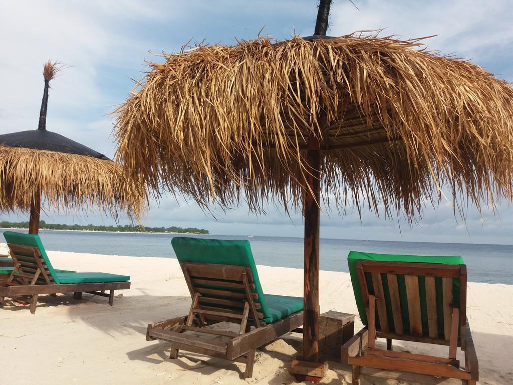 Balenta Bungalow Gili Meno Hotell Exteriör bild