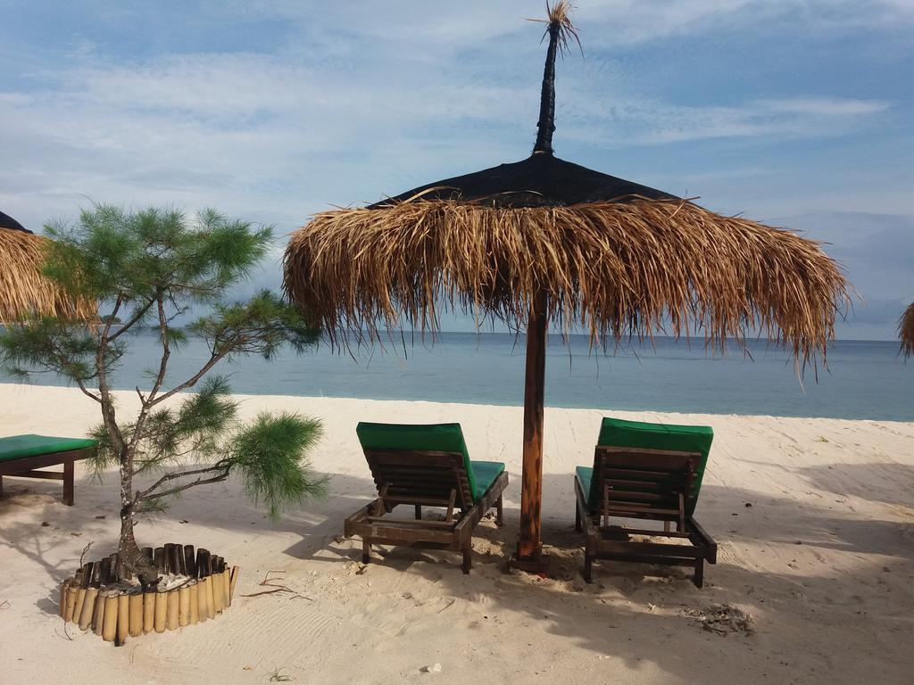 Balenta Bungalow Gili Meno Hotell Exteriör bild