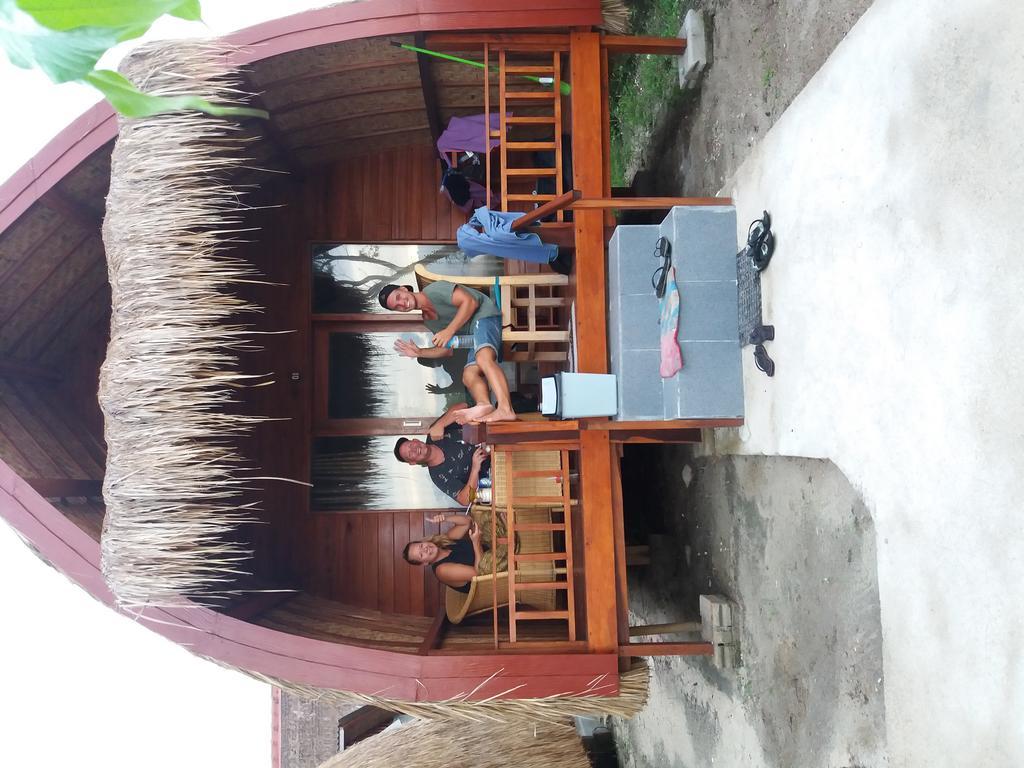 Balenta Bungalow Gili Meno Hotell Exteriör bild