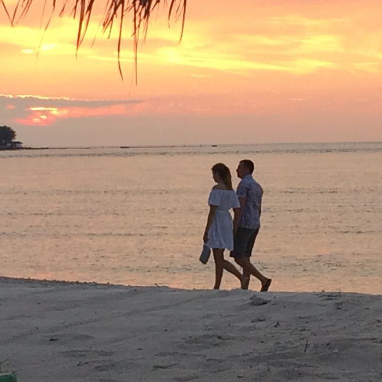 Balenta Bungalow Gili Meno Hotell Exteriör bild