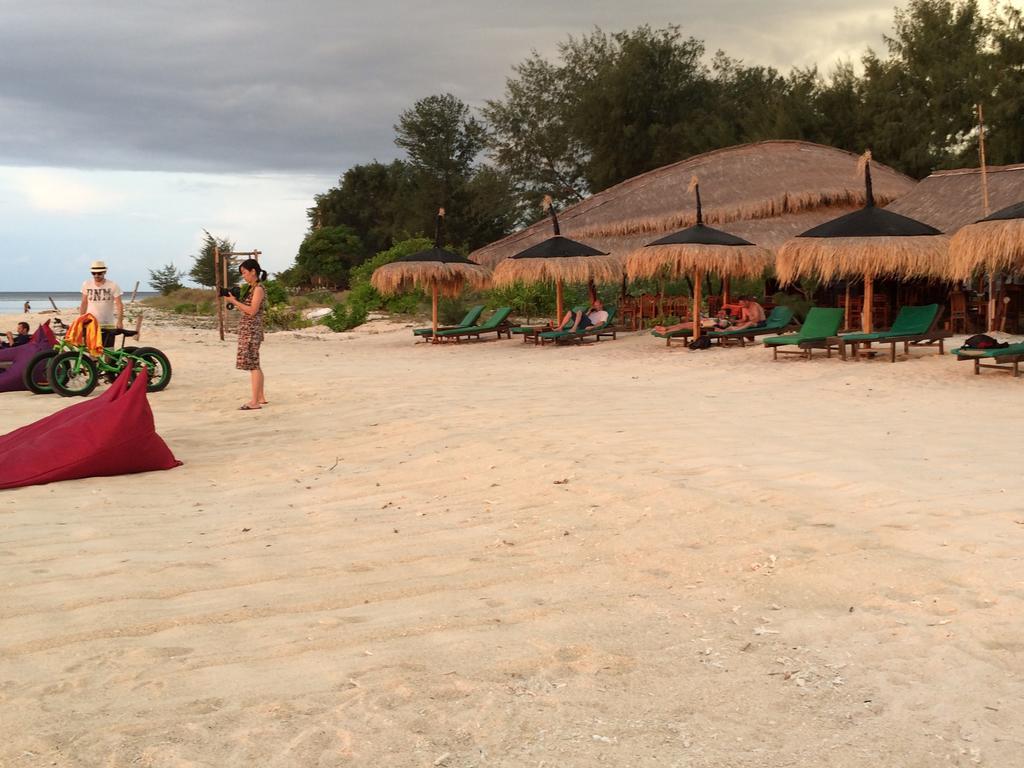 Balenta Bungalow Gili Meno Hotell Exteriör bild