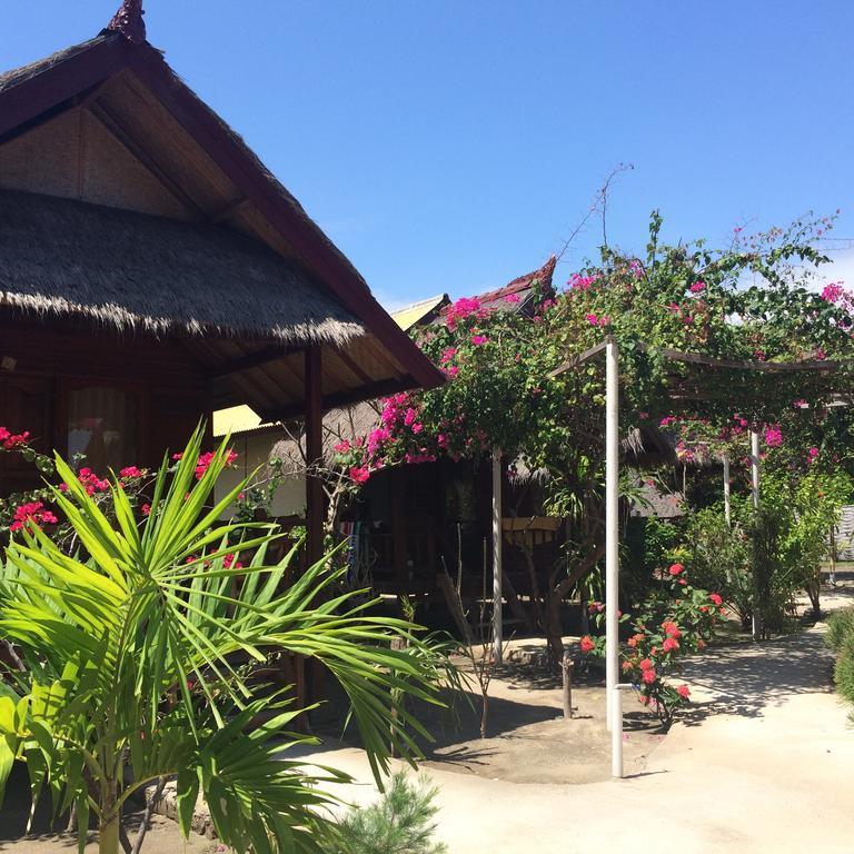 Balenta Bungalow Gili Meno Hotell Exteriör bild