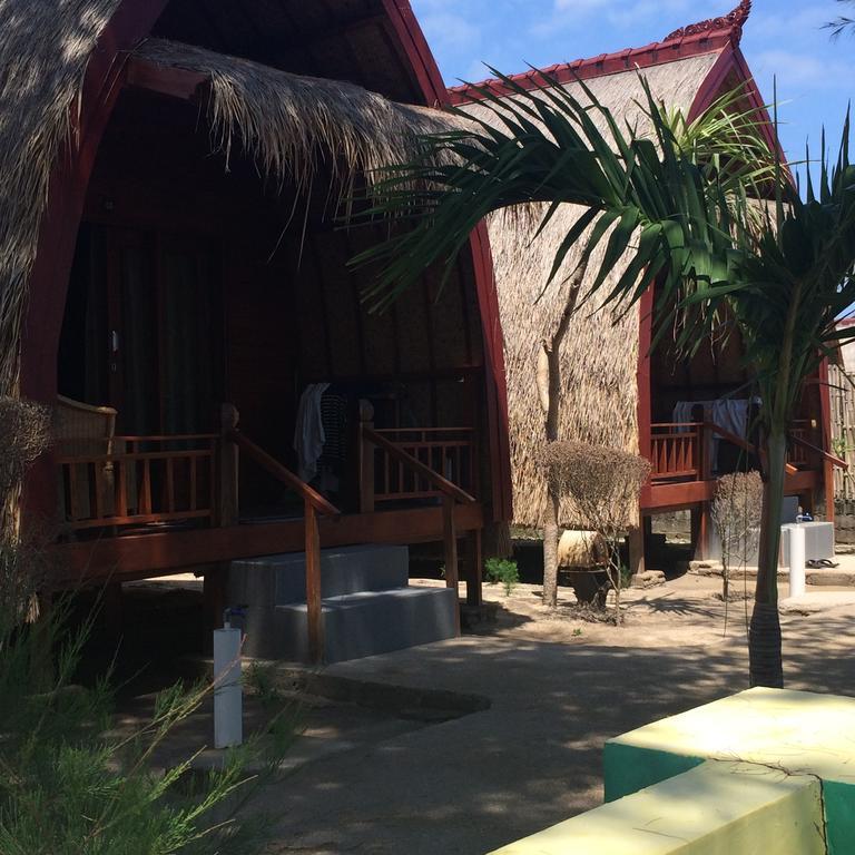 Balenta Bungalow Gili Meno Hotell Exteriör bild