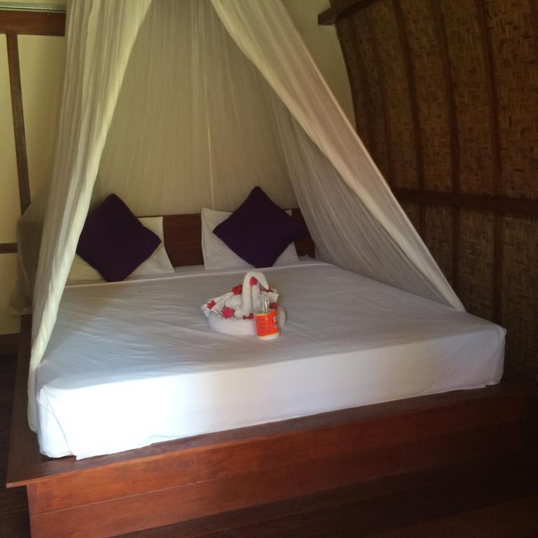 Balenta Bungalow Gili Meno Hotell Exteriör bild