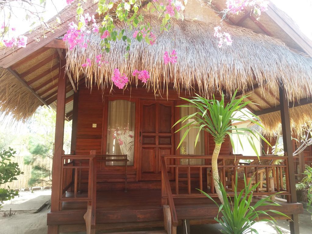 Balenta Bungalow Gili Meno Hotell Exteriör bild